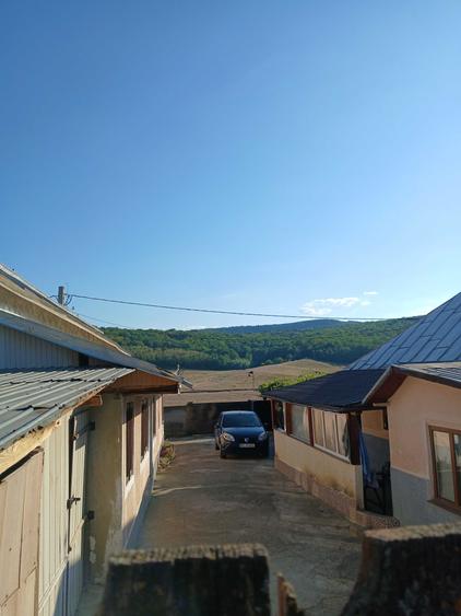Casă cu 4 camere în Exterior Vest