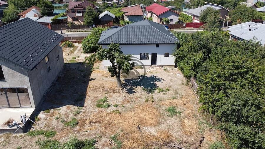 Casă cu 3 camere cu Teren 910 Mp în Berceni