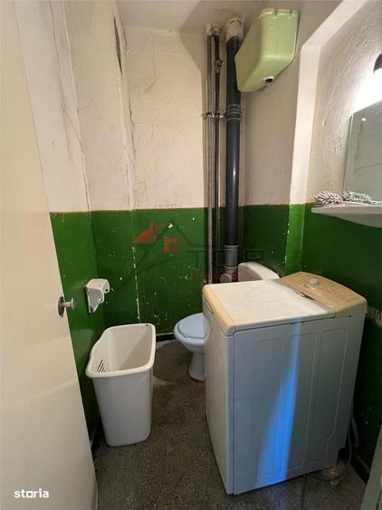 Apartament cu 3 camere decomandat în Socola