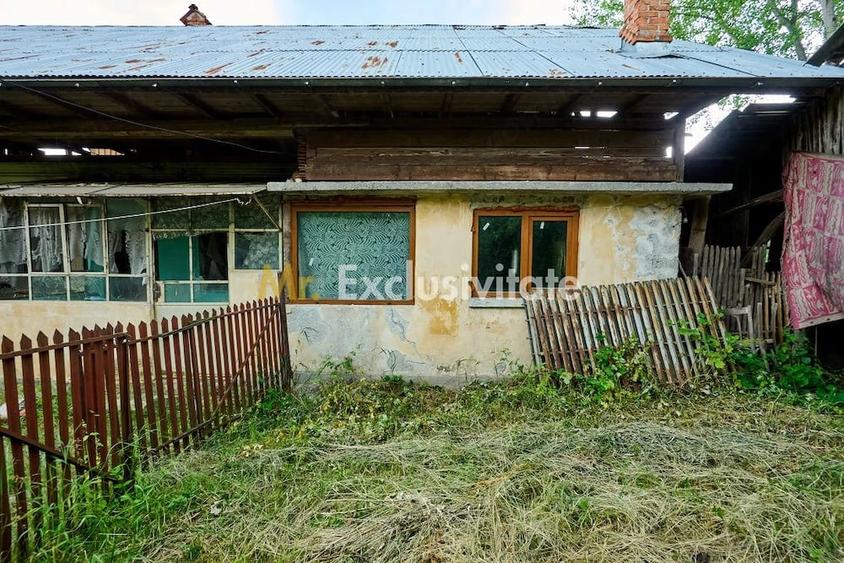 Casă cu 3 camere cu Teren 4696 Mp în Central