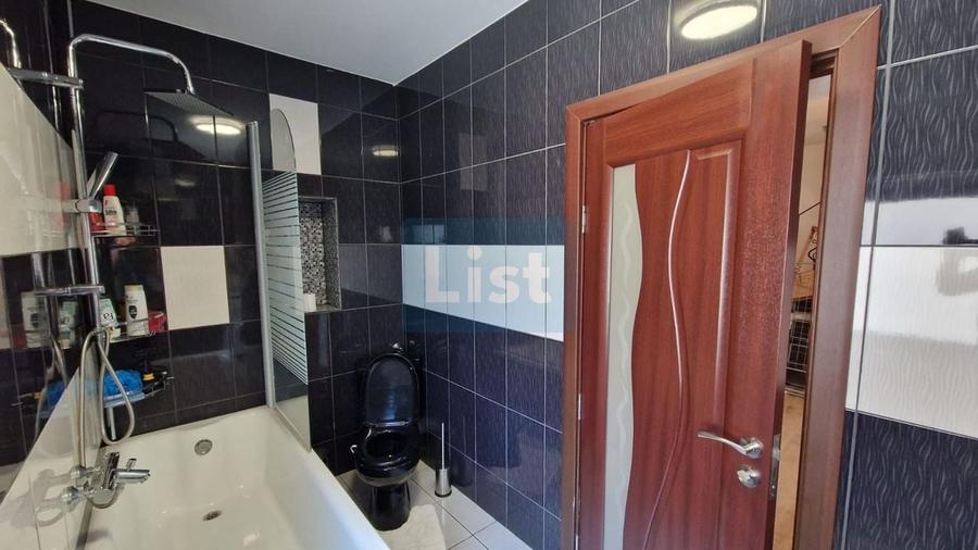 Casă cu 3 camere cu Teren 664 Mp în Mocira
