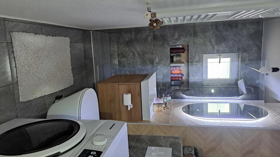 Apartament cu 3 camere decomandat în Sântandrei