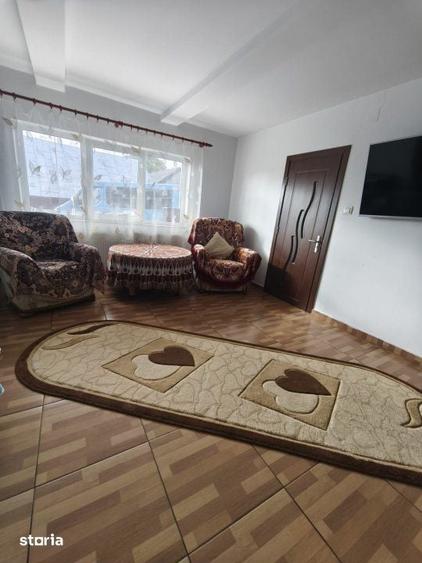 Casă cu 4 camere cu Teren 6000 Mp în Bălcăuți