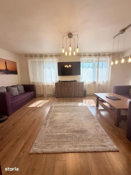 Apartament cu 4 camere semidecomandat în Ghiroda