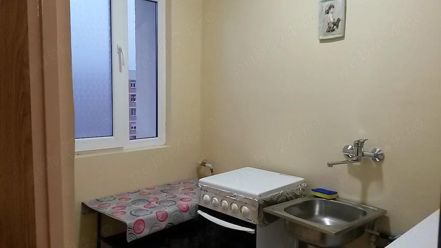 Garsonieră semidecomandată în Titan