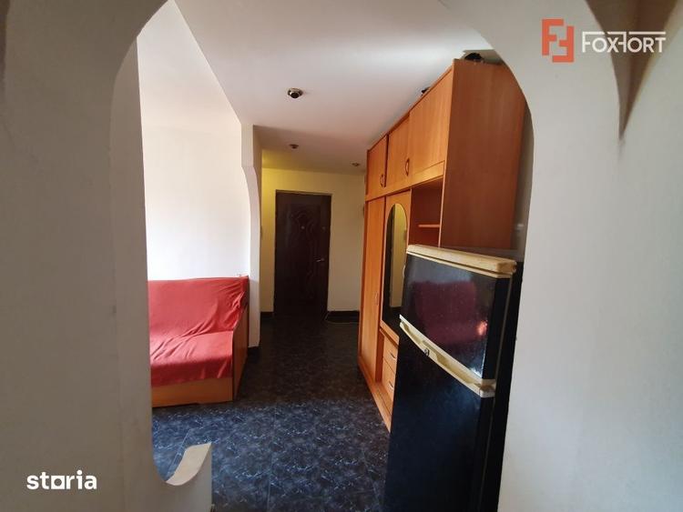 Apartament cu 2 camere decomandat, mobilat în Steaua