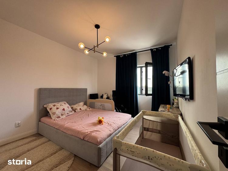 Casă cu 3 camere decomandat cu Teren 518 Mp în Săbăreni