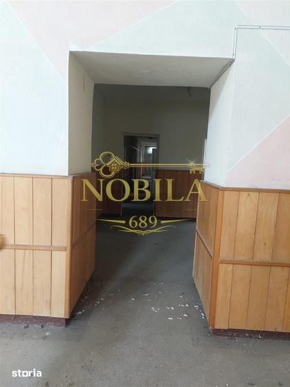 Spațiu comercial, de 36 mp, în Central