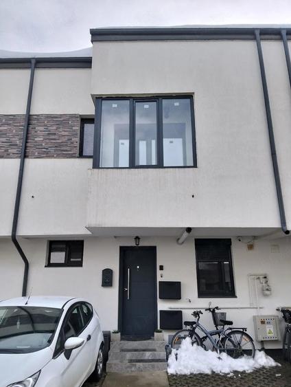 Casă cu 4 camere cu Teren 100 Mp în Chiajna