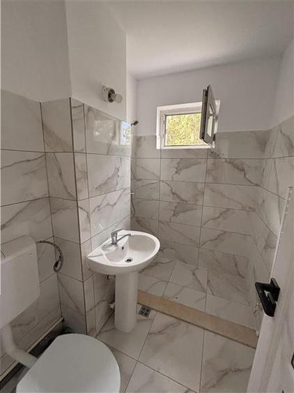Apartament cu 2 camere semidecomandat în Tomis Nord