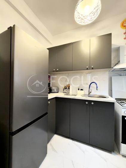 Apartament cu 2 camere semidecomandat, mobilat în Universitate