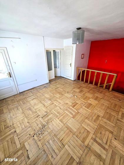 Casă cu 4 camere cu Teren 420 Mp în Titulescu