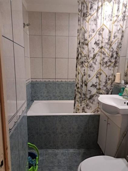 Apartament cu 2 camere decomandat în Drumul Taberei