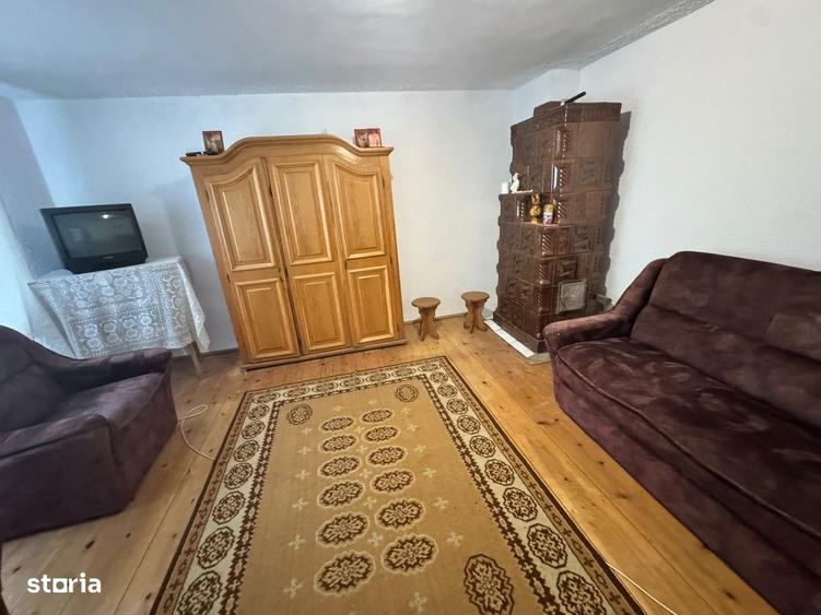 Casă cu 3 camere cu Teren 800 Mp în Central