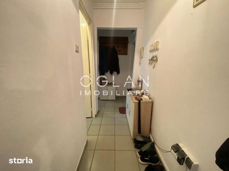 Apartament cu 3 camere în Vasile Aaron