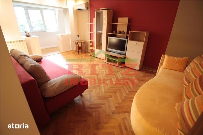 Apartament cu 2 camere decomandat în Ultracentral