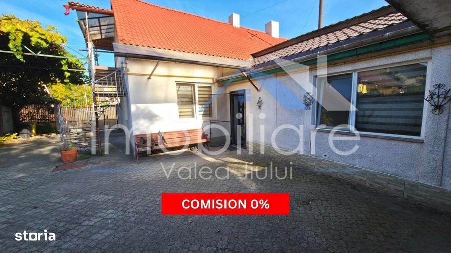 Casă cu 4 camere în Petros