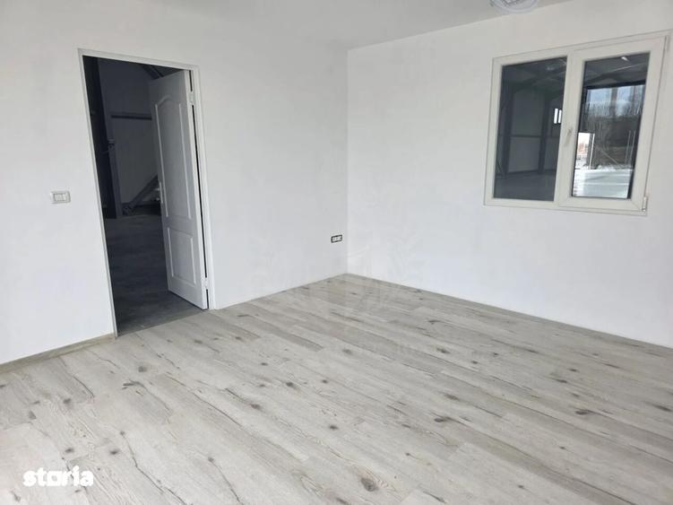 Spațiu comercial, de 600 mp, în Bărcănești