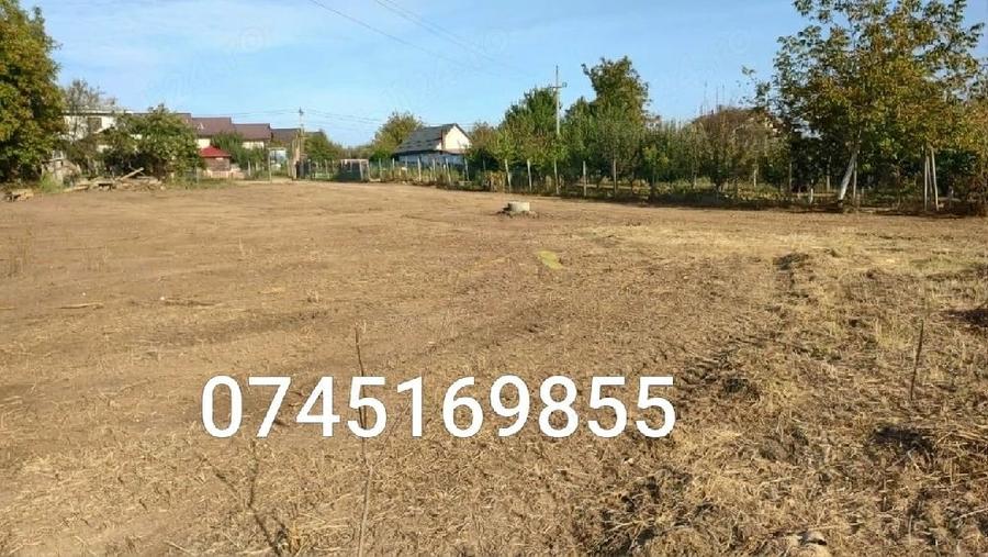 Teren de 3600 mp, în Ciurbești