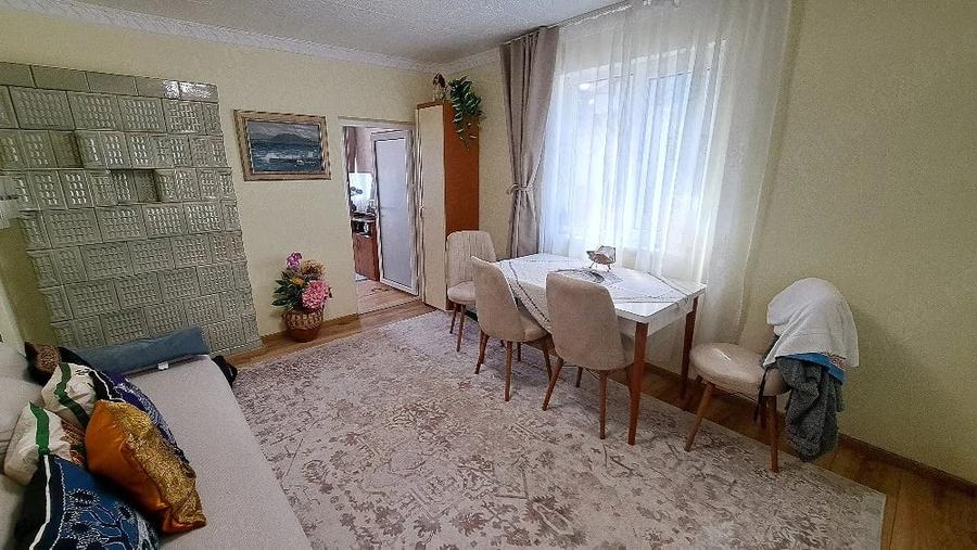 Casă cu 2 camere cu Teren 246 Mp în Pisc