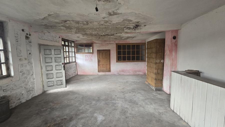 Spațiu comercial, de 198 mp, în Slănic