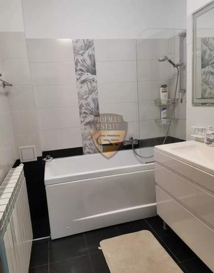 Apartament cu 3 camere în Tomis I