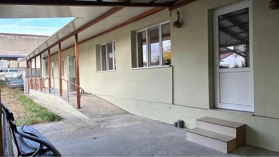 Casă cu 4 camere cu Teren 630 Mp în Ilia