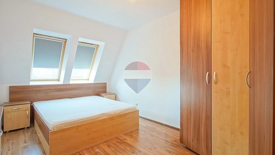 Apartament cu 3 camere decomandat în Tractorul