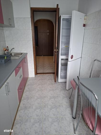 Apartament cu 2 camere decomandat în Exterior Vest