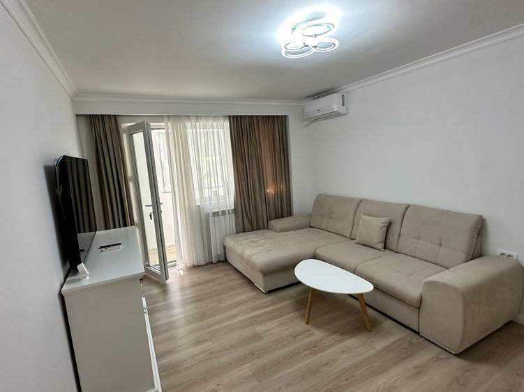 Apartament cu 2 camere decomandat în Ultracentral