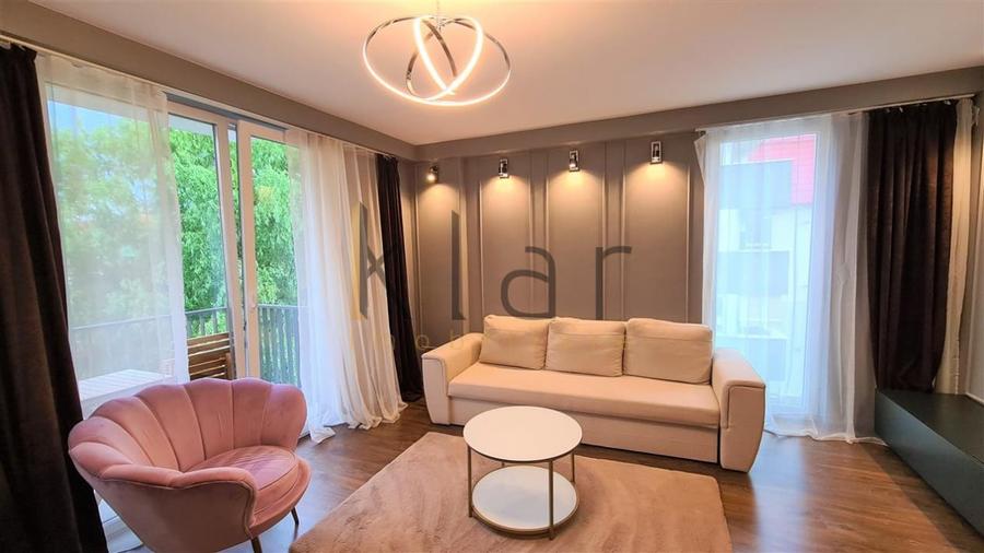 Apartament cu 2 camere semidecomandat, mobilat în Bună Ziua