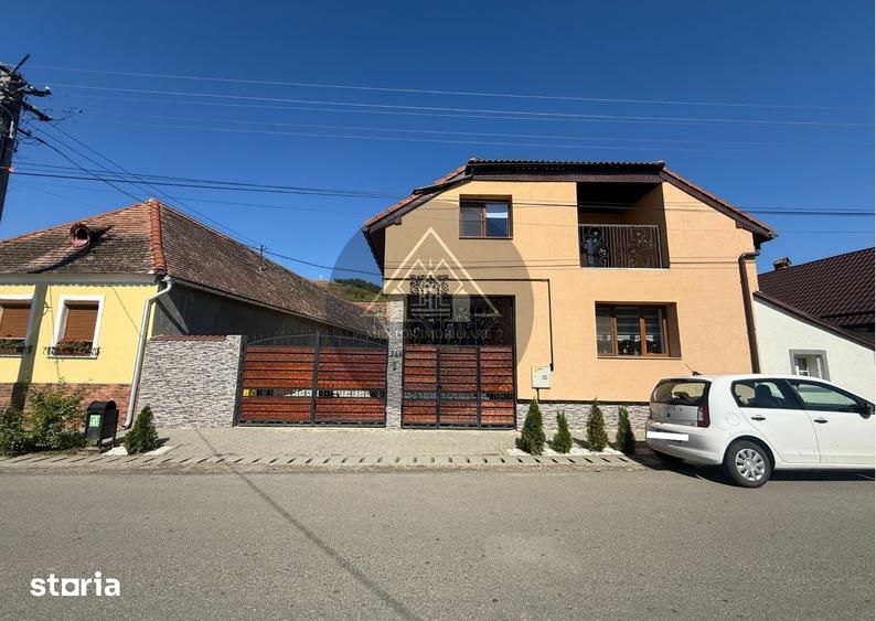 Casă cu 4 camere decomandat cu Teren 1580 Mp în Alma