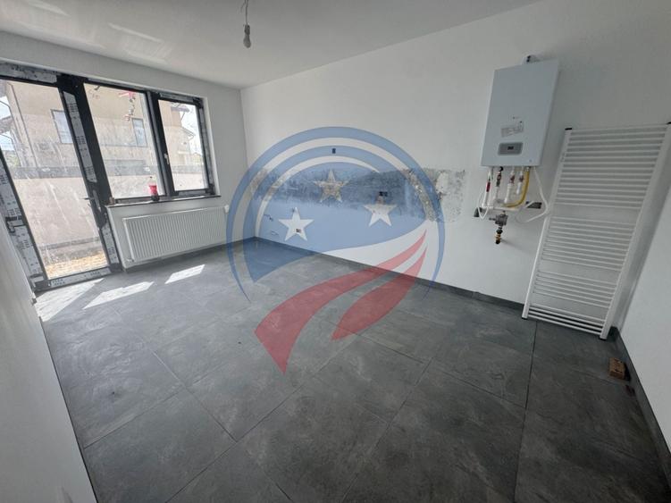 Casă individuală cu 5 camere cu Teren 475 Mp în Sud-Est