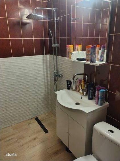 Apartament cu 3 camere în Recea
