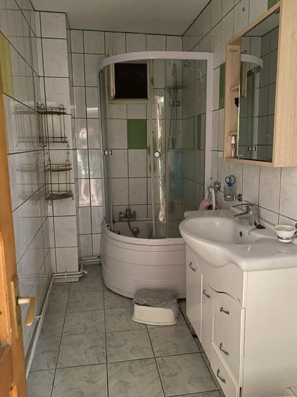 Apartament cu 3 camere decomandat în Unirii Nord