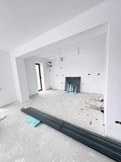 Apartament cu 3 camere decomandat în Iancu Nicolae
