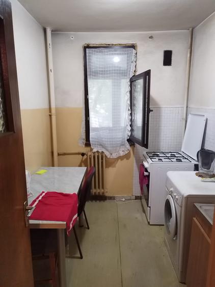 2 camere, posibilitate 3 camere vis-a-vis - 4