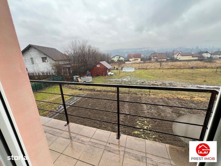De vanzare apartament 3 camere, pe doua nivele - 1