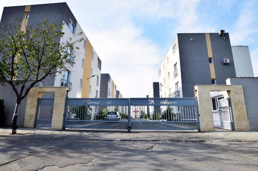Apartament cu 3 camere decomandat, mobilat în Chitila
