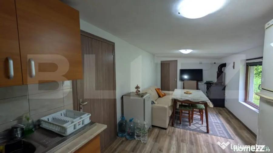 Casă cu 3 camere cu Teren 3266 Mp în Malu cu Flori