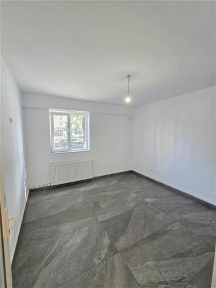 Spațiu comercial, de 63.680000305176 mp, în Casa de Cultură