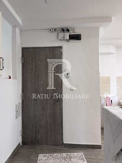 Apartament cu 2 camere semidecomandat, mobilat în Spitalul Județean