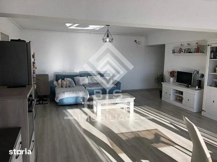 Apartament cu 3 camere în Calea Moldovei