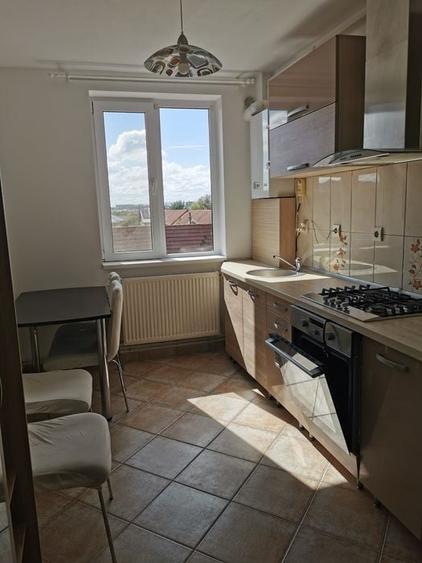 Apartament cu 2 camere decomandat în Sângeorgiu de Mureș