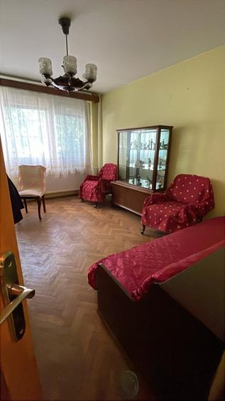 Apartament cu 2 camere decomandat în Olteniței