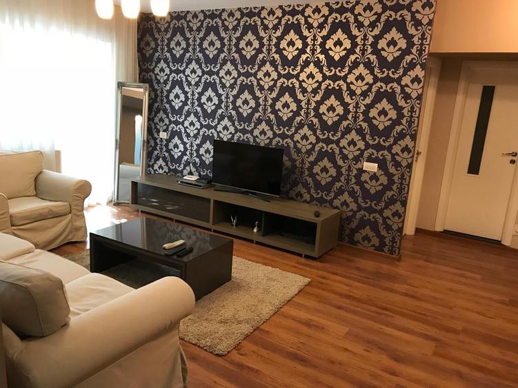 Apartament cu 2 camere semidecomandat, mobilat în Panduri