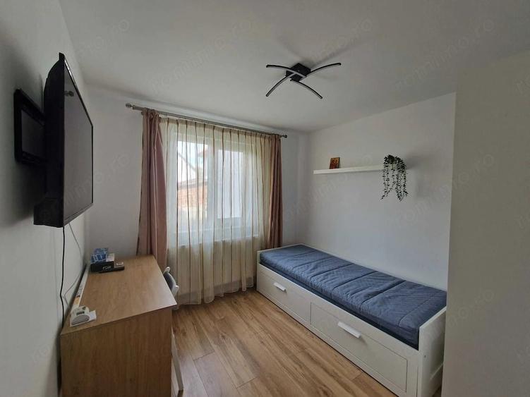 Apartament renovat de inchiriat - 2 Cam Brasov - Tractorul - 1