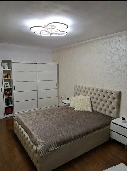 Apartament cu 2 camere decomandat în Pielești