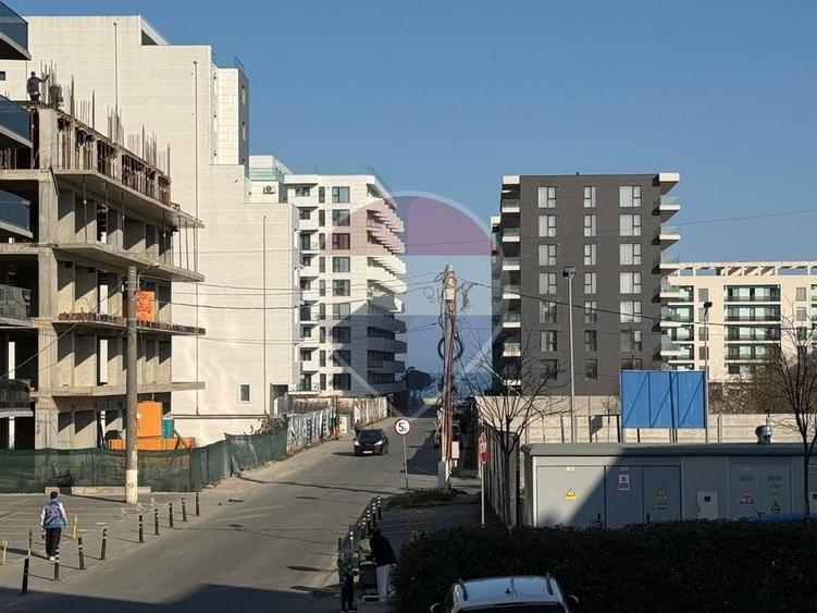 Apartament cu 2 camere decomandat, mobilat în Central