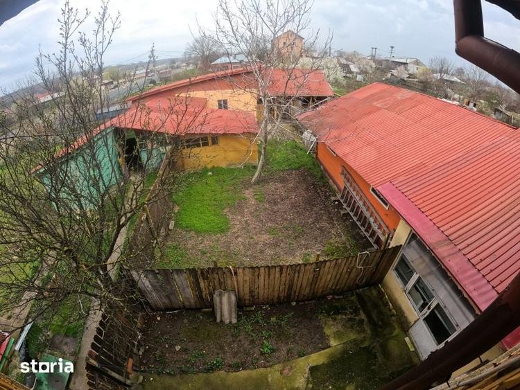Casă cu 6 camere cu Teren 1650 Mp în Daia